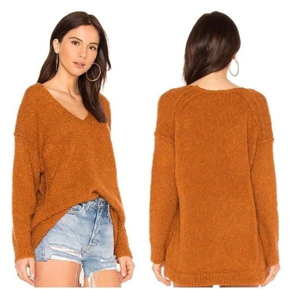 Free People Sweaters - Free people Terracotta V-neck sweater size XS
